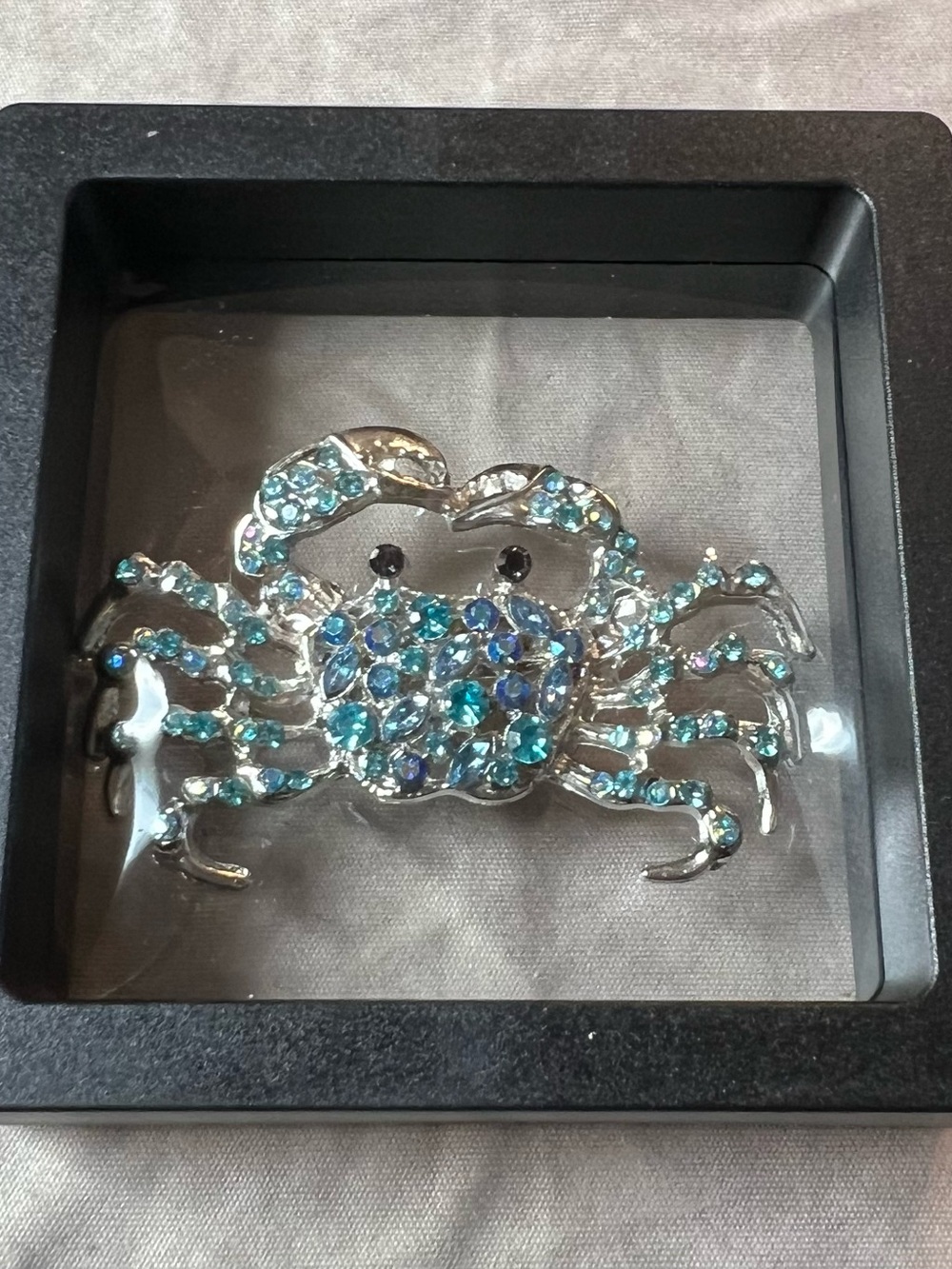 Crystal Rhinestone Crab Brooch - Blue Multi-Color Accent